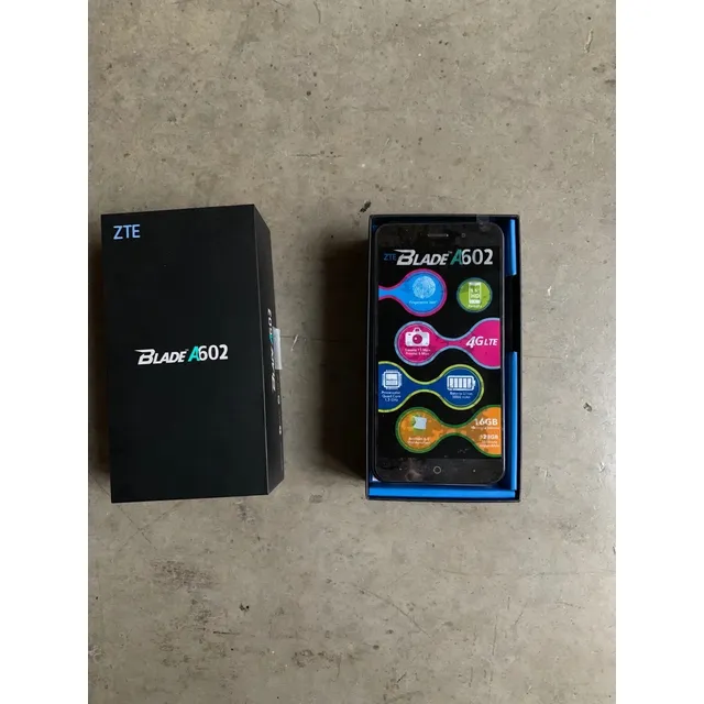 Celular Blade A602 Seminuevo