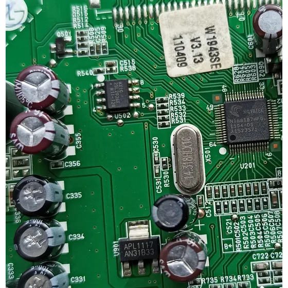 Circuito Integrado Smd Apl1117 Para Monitor LG Flatron Main.