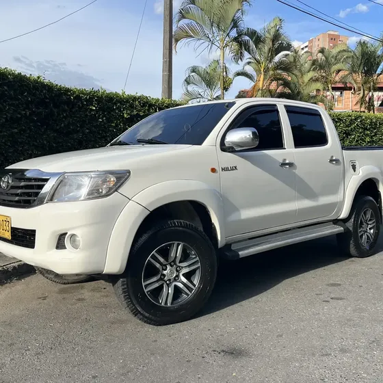 Toyota Hilux 2014 2.5 Imv