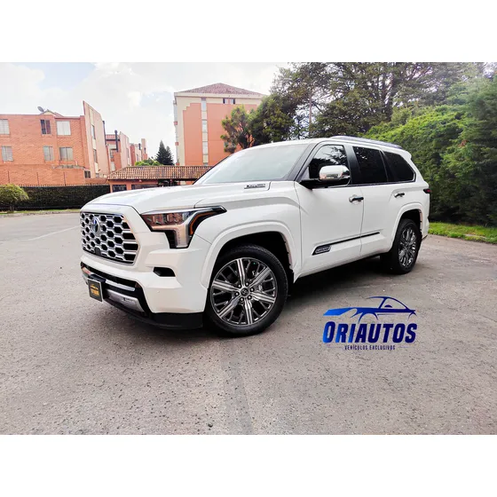 Toyota Sequoia Capstone Híbrido