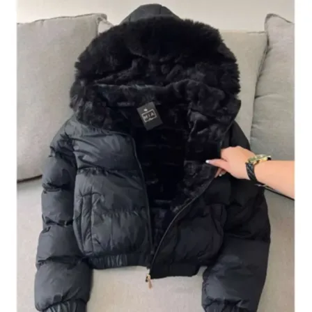Jaqueta Puffer Cropped Feminina Com Capuz De Pelo Preto P