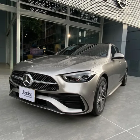 Mercedes-Benz 200 2025 .