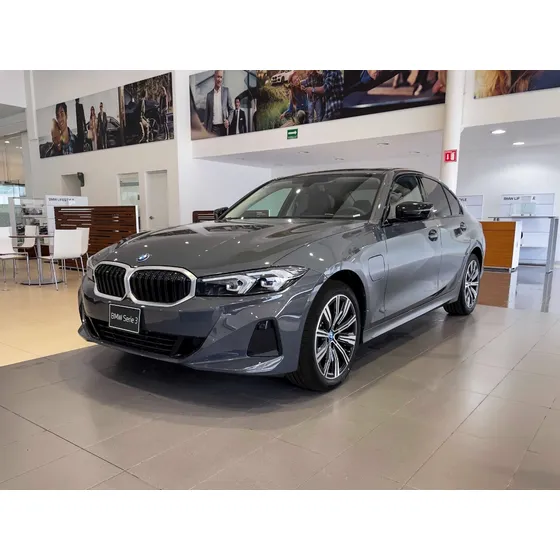 Bmw Serie 3 330e