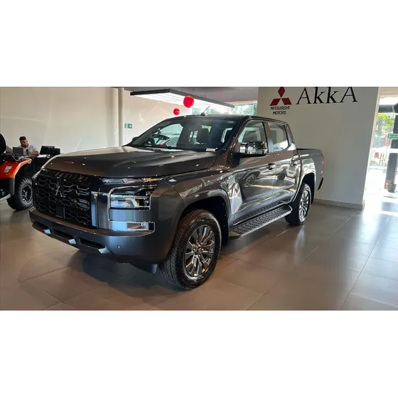 Mitsubishi Triton 2.4 Biturbo Diesel Cd Hpe-s 4x4 Automático
