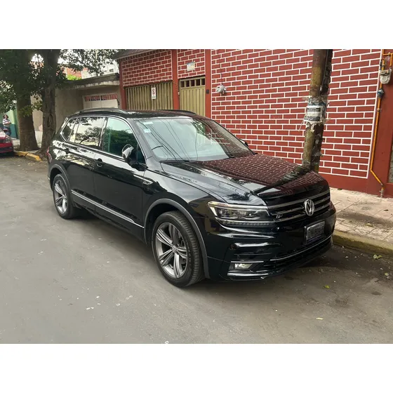 Volkswagen Tiguan 1.4 R-line