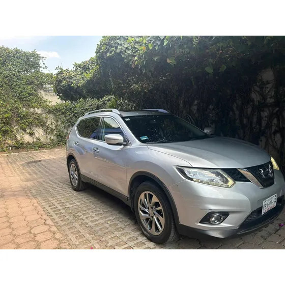 Nissan X-trail 2.5 Advance 2 Row Cvt