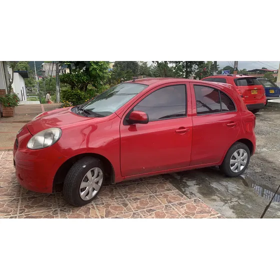 Nissan March 1.6 Advance