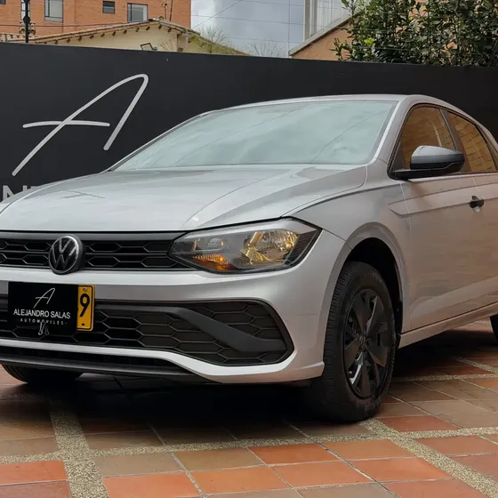 Volkswagen Polo Track 2024 1.6