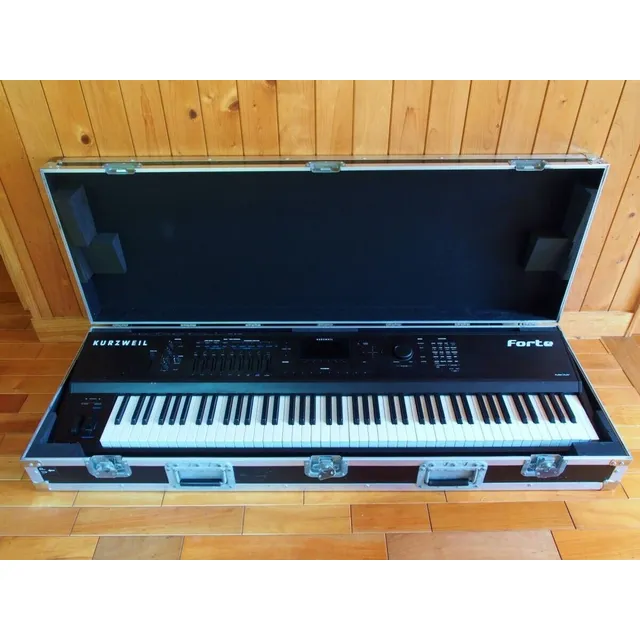 Kurzweil Forte 88 Workstation Flight Case Included