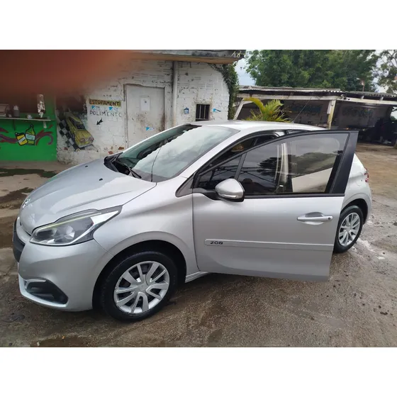 Peugeot 208 1.2 Active Flex 5p