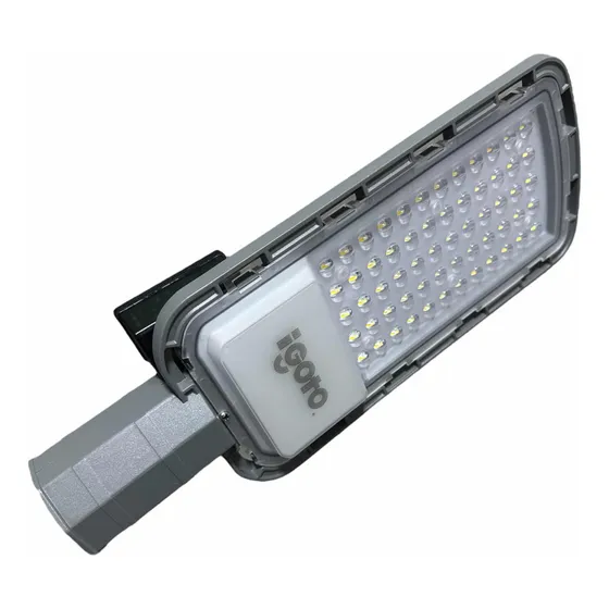 Luminaria Led Suburbana 50w Con Fotocelda 100-277v Estructura Gris