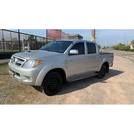 Toyota Hilux 3.0 D/cab 4x4 Srv