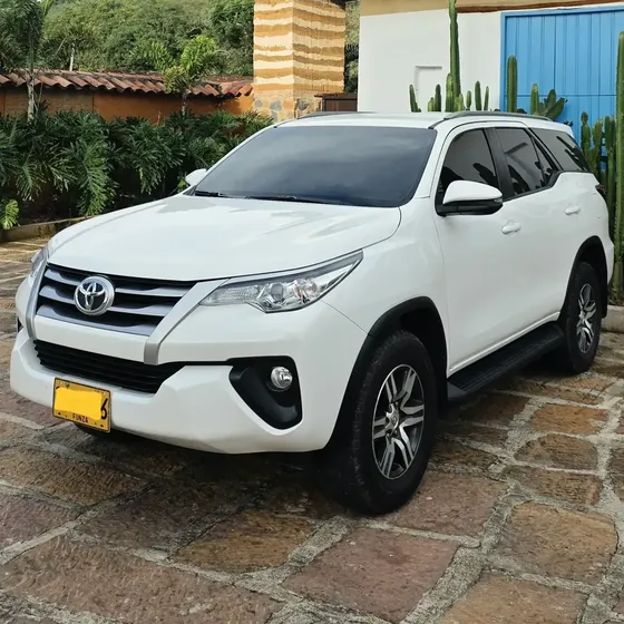 Toyota Fortuner 2020 2.8 Turbo Diesel 4x4