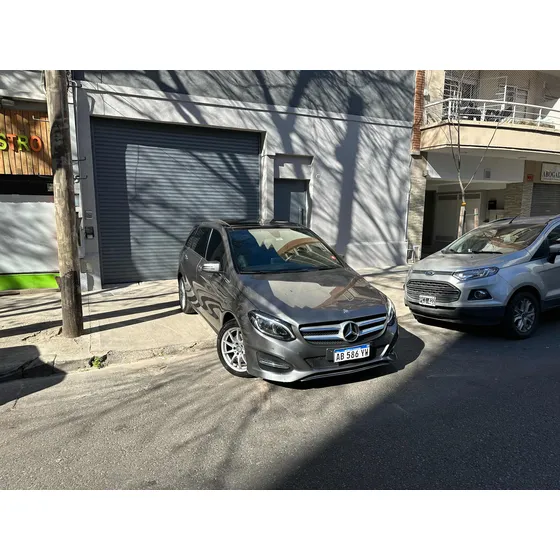 Mercedes-benz Clase B 2.0 Avantgarde 211cv