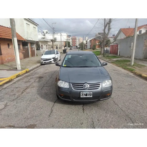 Volkswagen Bora 2.0 Trendline 115cv