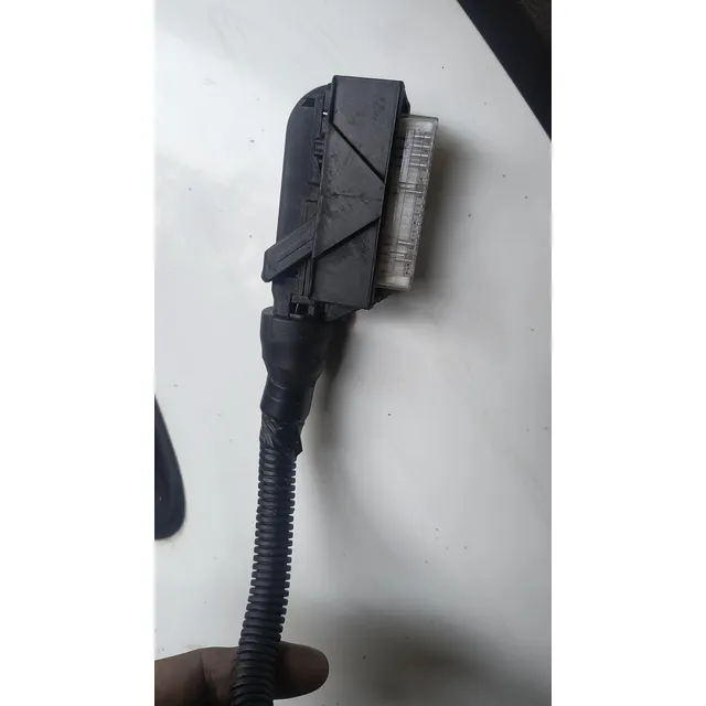 Conector Negro Computadora Chevy C2, C3 2004 - 2012