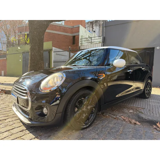 Mini Cooper 1.5 F55 Pepper 136cv