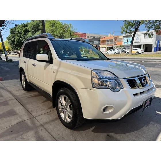 Nissan X-trail 2.5 Advance Mt