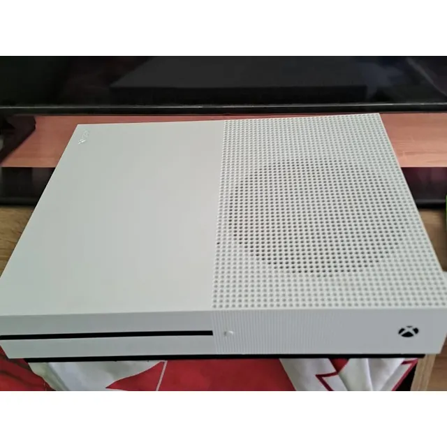 Xbox One S Estado 10/10 Negociable 