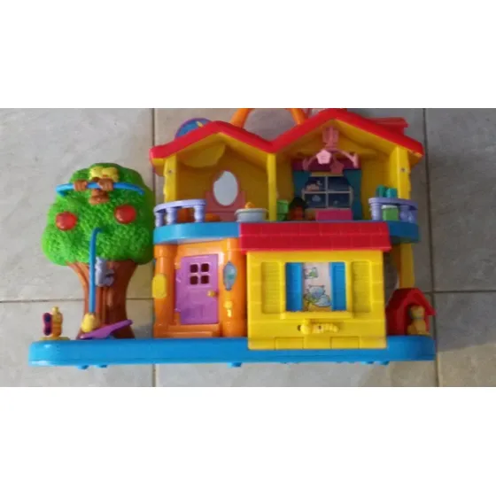 Casa De Muñecas.( My First  Dreams)