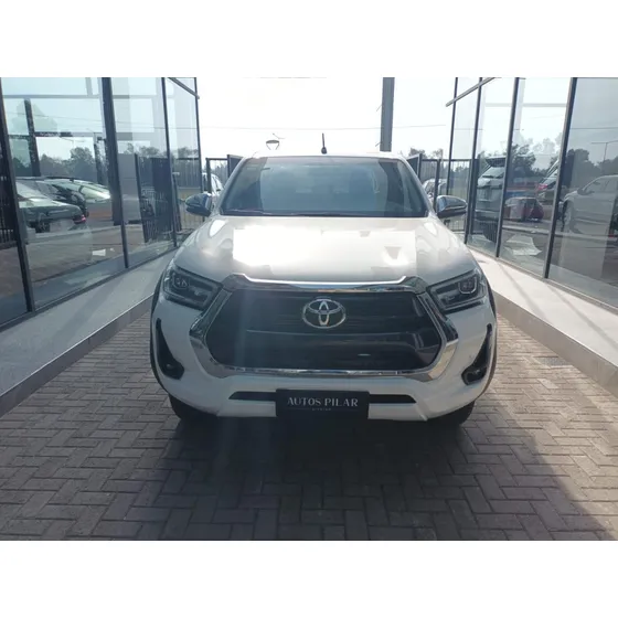Toyota Hilux 2.8 Cd Srv 177cv 4x2