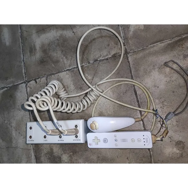 Quiosco Nintendo Wii U Base Y Controles Nun Chuk Wii Mote