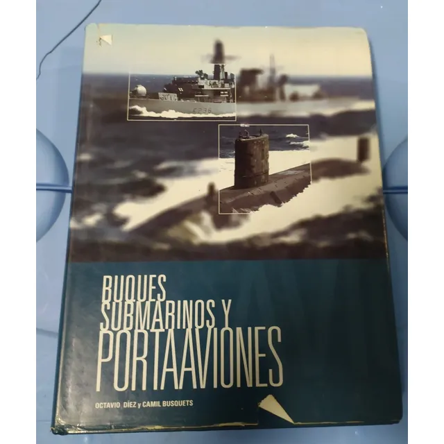 Enciclopedia Militar Buques Submarinos Y Portaaviones, Usado