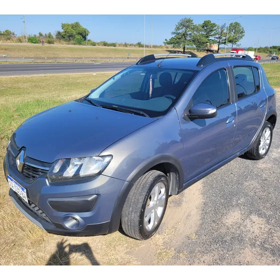 Renault Sandero Stepway 1.6 Privilege 105cv