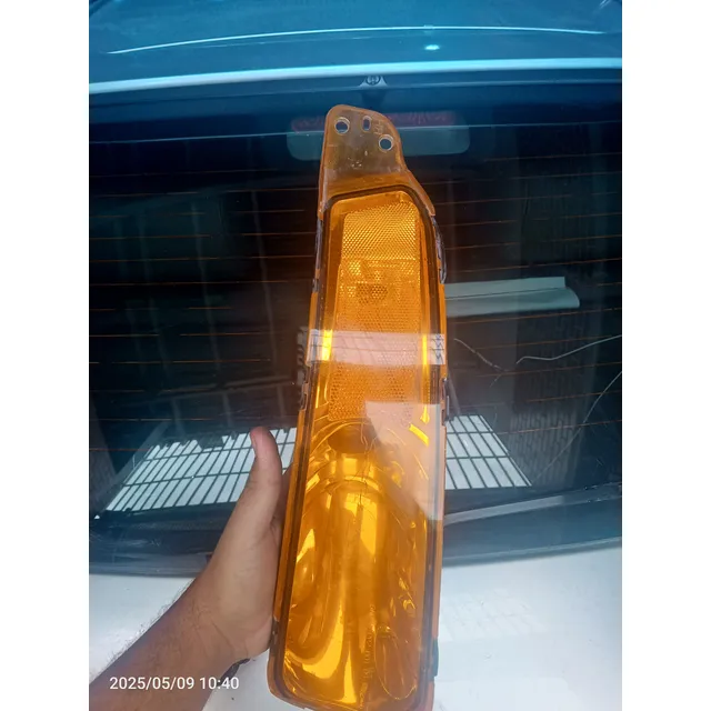 Luz De Cruce De Ford Mustang Rh 2004-2008