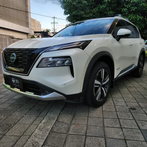 Nissan X-trail E-power 2024 1.5 Exclusive E-4orce