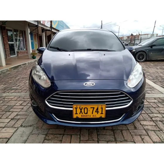 Ford Fiesta Titanium 1.6cc Mt Aa