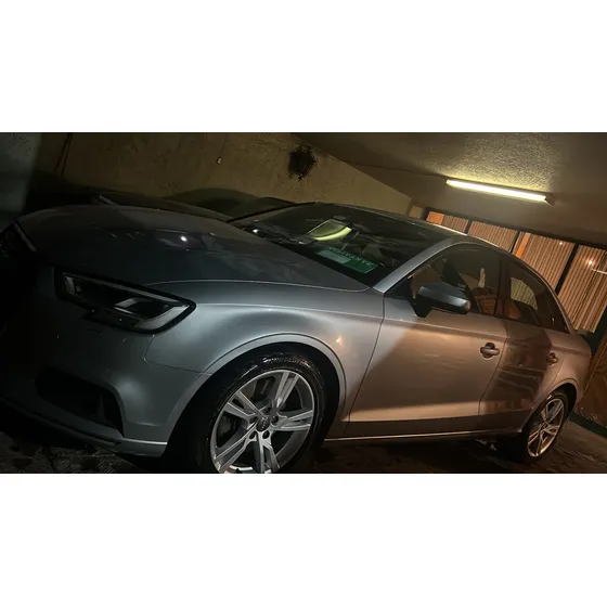 Audi A3 2.0 Sedán L Dynamic At Dsg