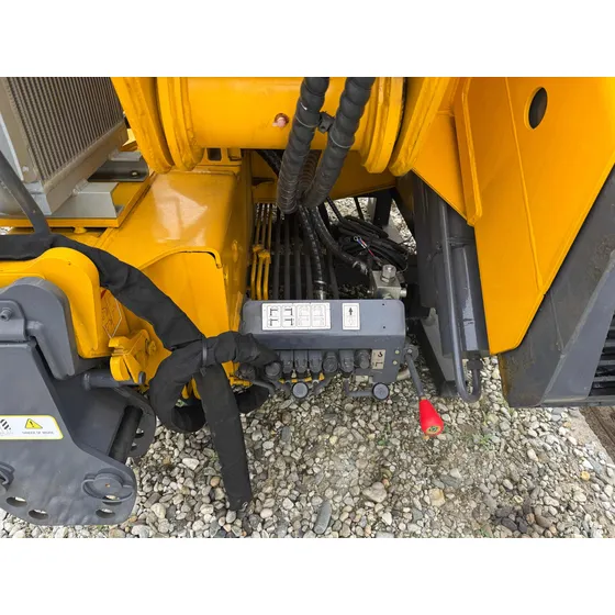 Grúa Articulda Xcmg 660a.6 Con Capacidad Máxima 33 Tn 