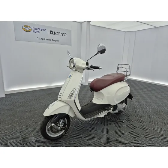 Vespa Primavera 150 2015