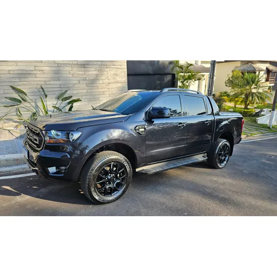 Ford Ranger 2.2 Black Cab. Dupla 4x2 Aut. 4p
