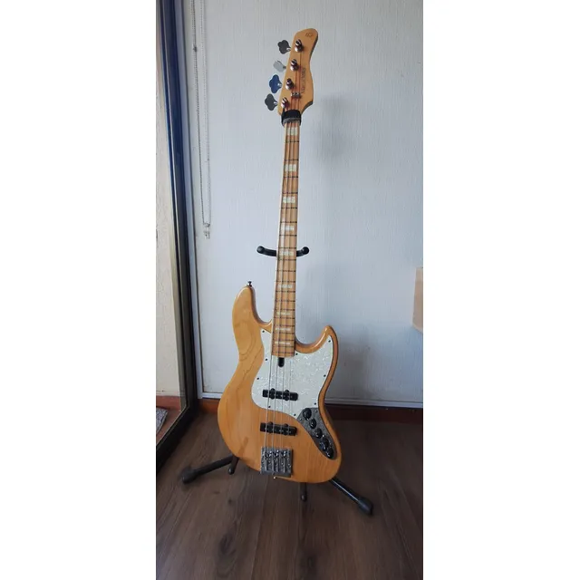 Bajo Sire V7 Ash Natural (2nd Gen)