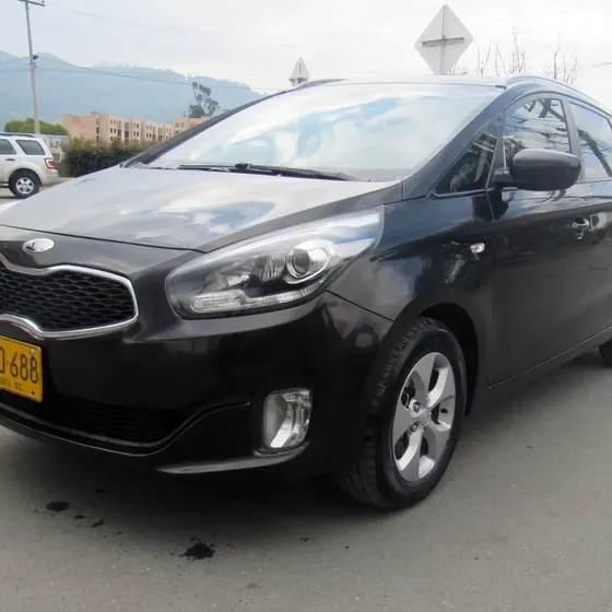 Kia Carens 2014 2.0 Suv Ex