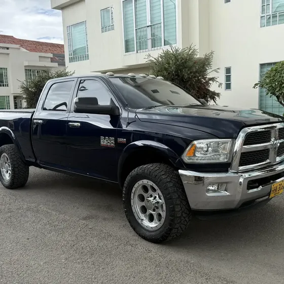 Dodge Ram 2013 5.7 2500 Crew Cab Laramie