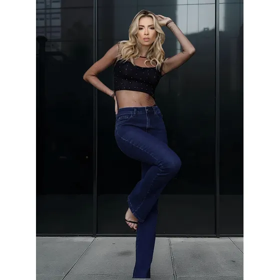 Calça Femenina Flare