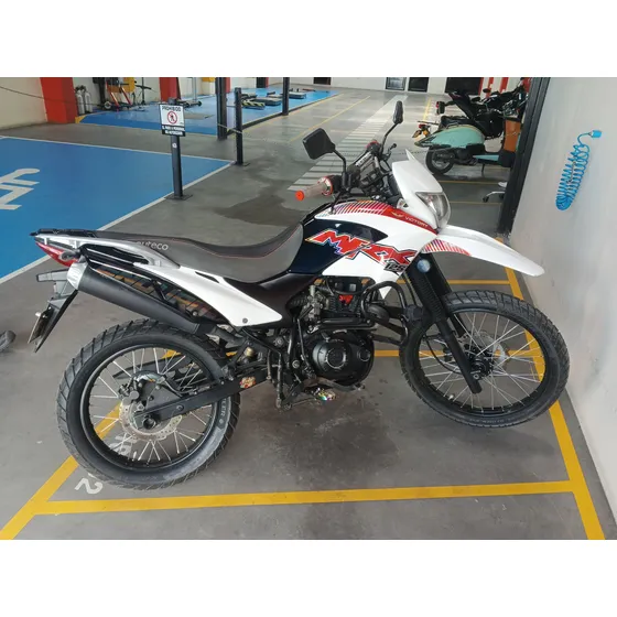 Se Vende Linda Moto Traspaso Inmediato