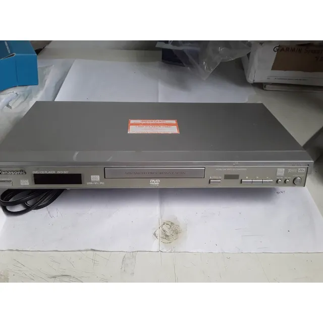 Cd-dvd Player Marca Panasonic. Model Dvd S27. Video/audio