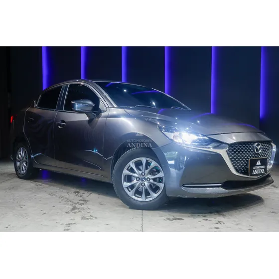 Mazda 2 Sedan Touring 1.5