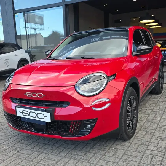 Fiat 600 Hybrid 2026 1.2 T