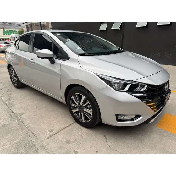 Nissan Versa 1.6 Advance At