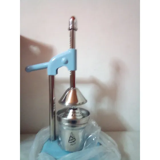 Exprimidor Extractor Jugo Manual Hierro Aluminio. Art Deco