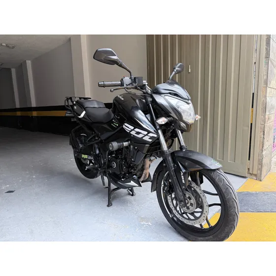Se Vende Hermosa Ns 200 Modelo 2023 Fi Abs 36.000 Kilómetros
