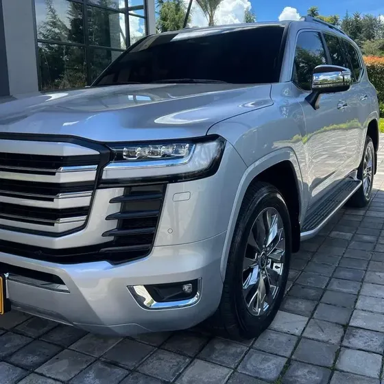 Toyota Land Cruiser 300 2025 3.4 300 Zx
