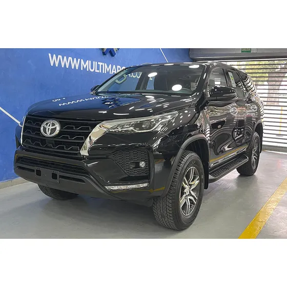 Toyota Fortuner Ex.r+