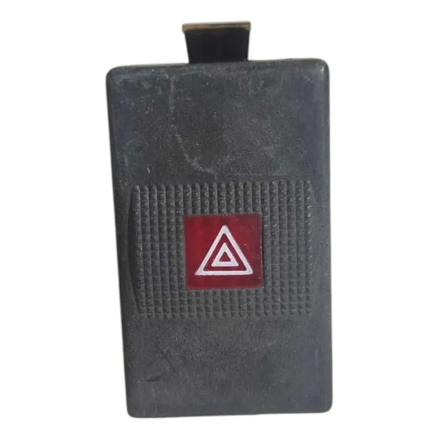 Botão Pisca Alerta Vw Santana 1999 2006 3279532351