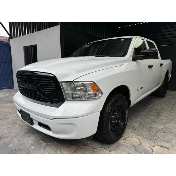 Dodge Ram 1500 5.7 Pickup Quad Cab Slt Aa 4x4 At